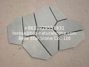 China Grey Split Face Slate Flagstone Patio Natural Slate Meshed Flagstone Exterior Wall Stone supplier